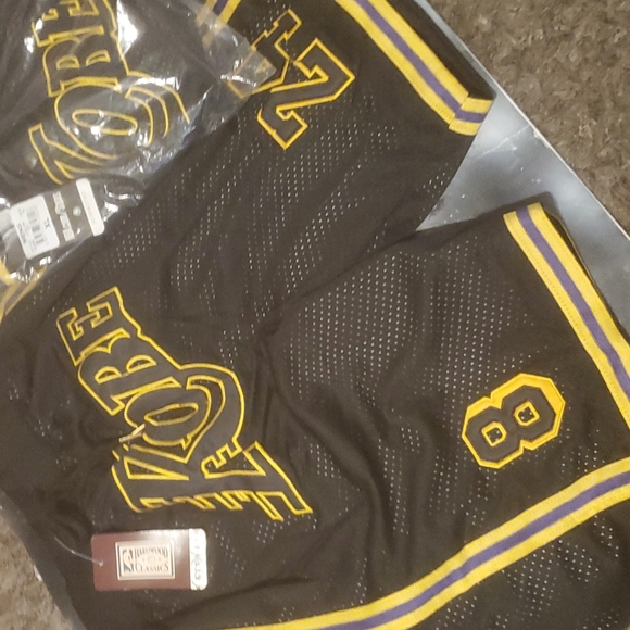 NBA shorts Kobe double numbers sz xl - Picture 3 of 3